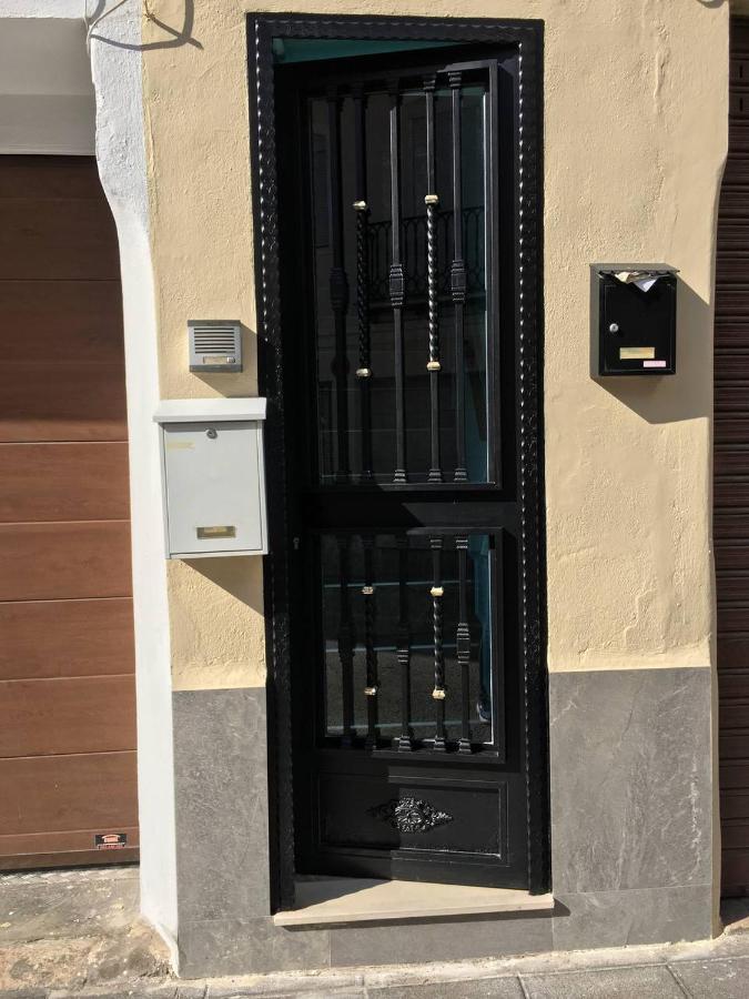Loft In Ehemaligem Fischer Haus Apartment Valencia Exterior foto