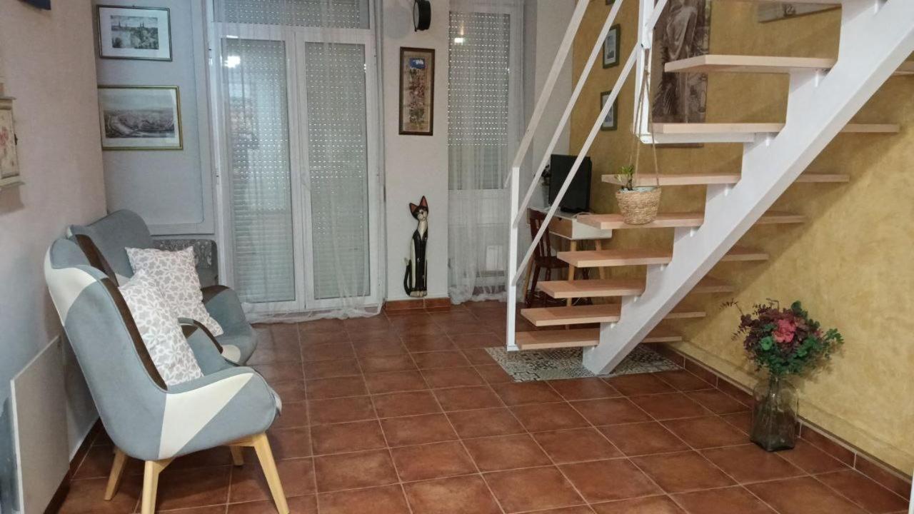 Loft In Ehemaligem Fischer Haus Apartment Valencia Exterior foto